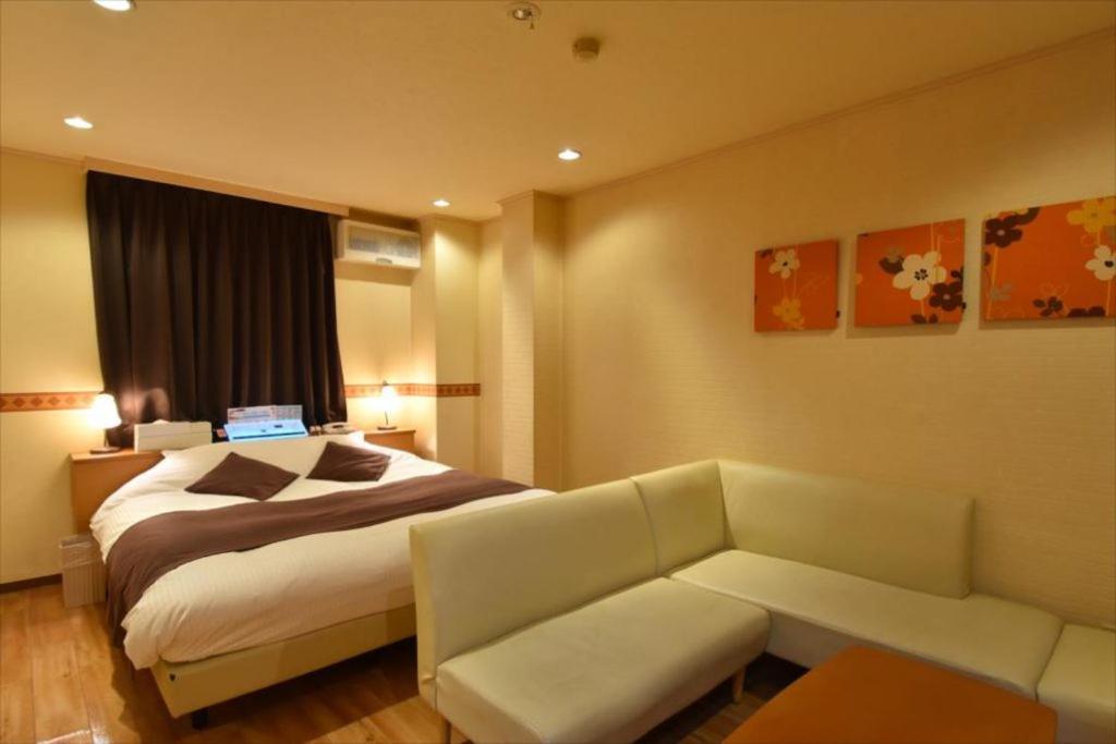 Hotel Two Heart - Adult Only Fukushima  Bagian luar foto